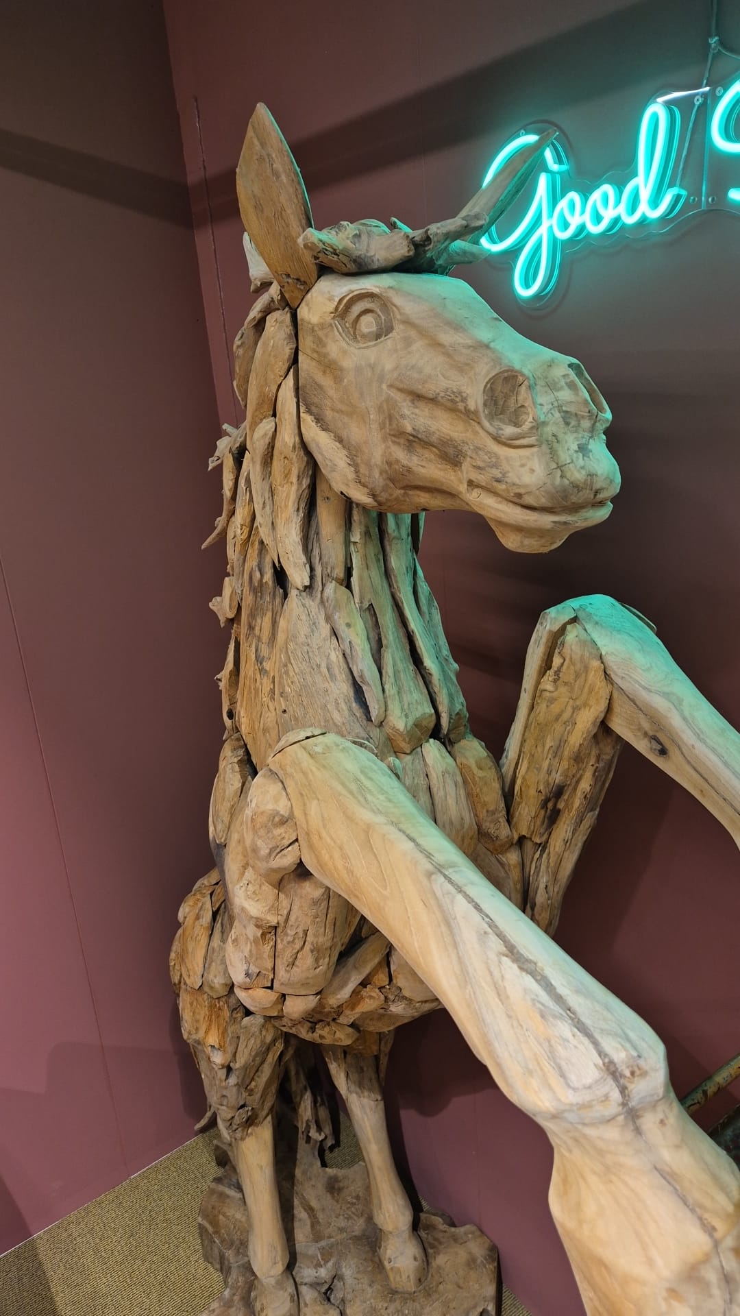 Teakhouten Stijgerend Paard Beeld – Levensgroot Decorbeeld 240 cm