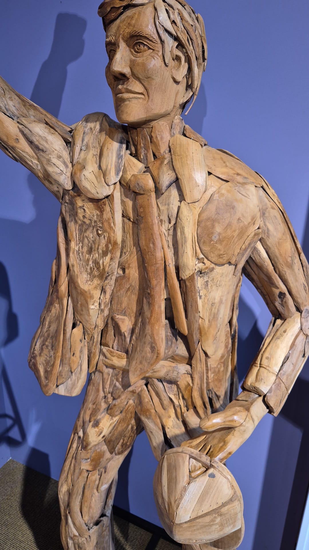 Teakhouten Businessman / President Beeld – Levensgroot Decorbeeld 235 cm